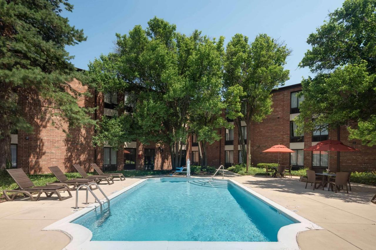 Best Western Chicago - Downers Grove Zewnętrze zdjęcie